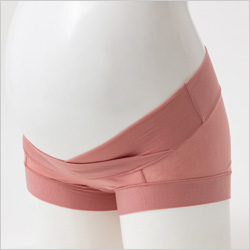 テンセル超立体マタニティショーツ